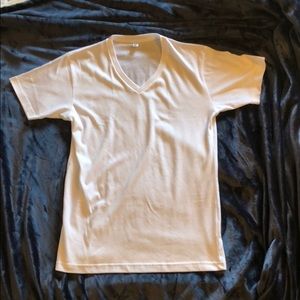 Uniqlo white T-shirt NWOT